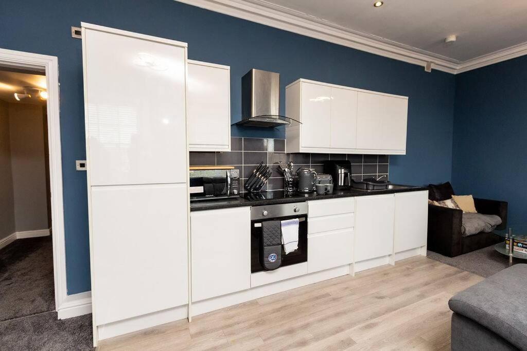 Lavish 2Bed Apartment In The Heart Of バーケンヘッド エクステリア 写真